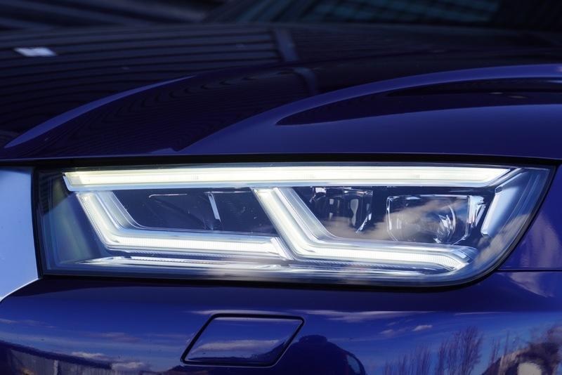 Audi SQ5 view 18