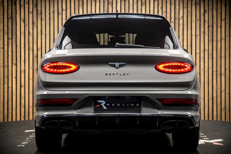 Bentley Bentayga view 6