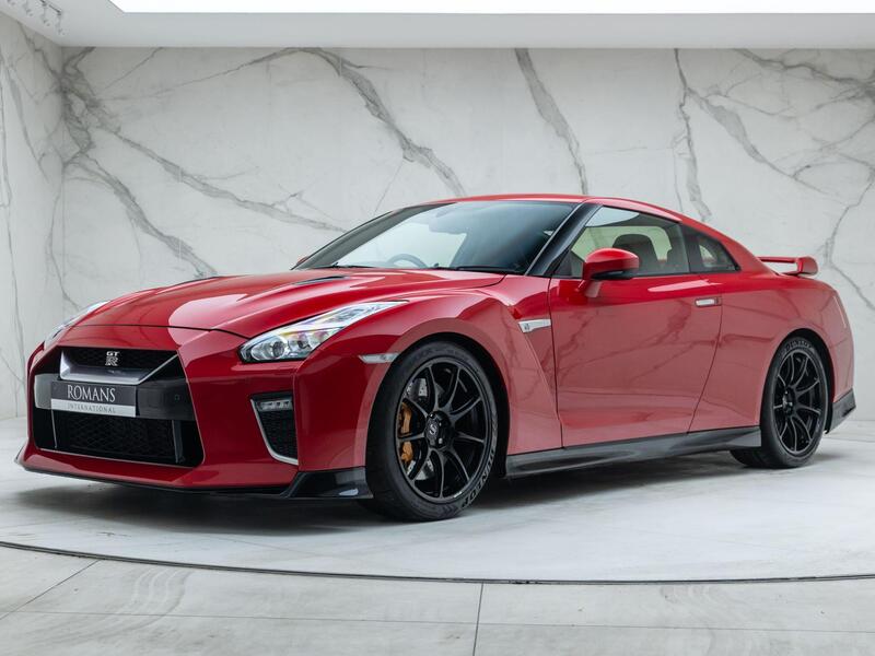 Nissan GT-R