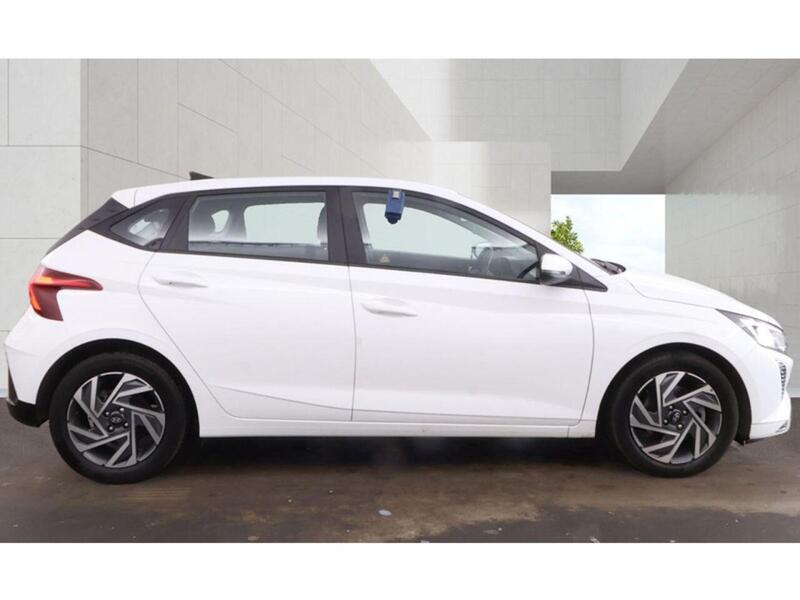 Hyundai i20 view 5