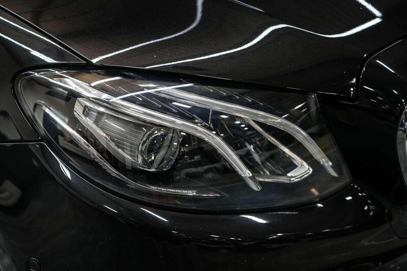 Mercedes-Benz E-Class view 6