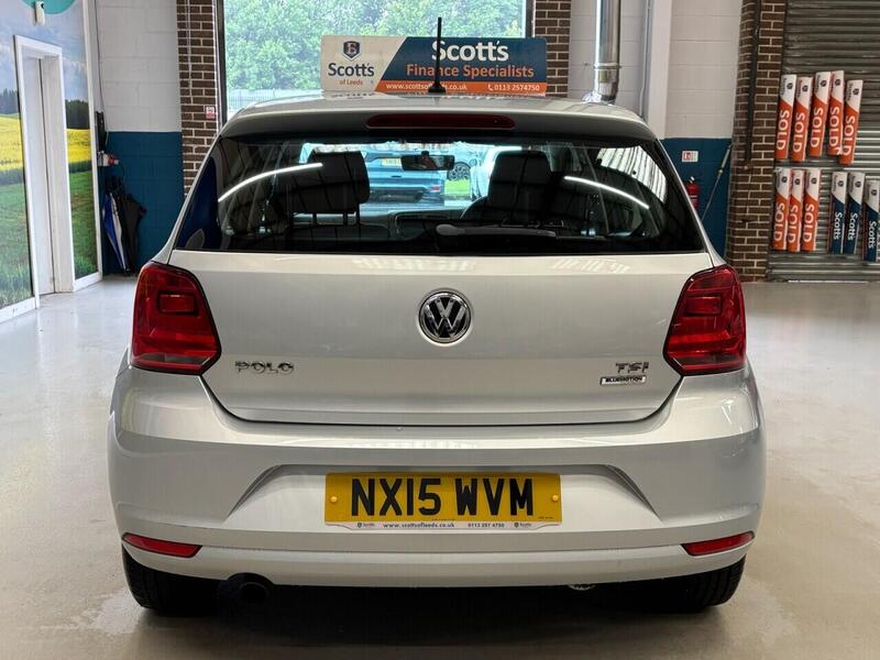 Volkswagen Polo view 6