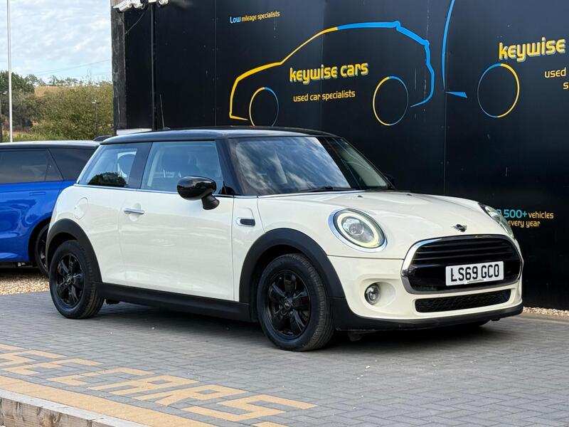 Mini Cooper view 7