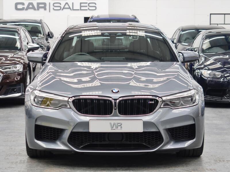 BMW M5 view 2