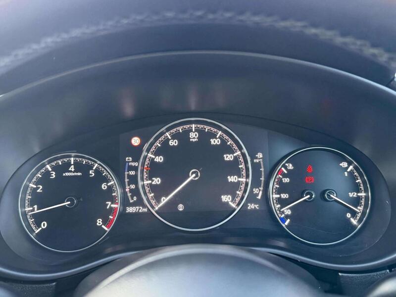 Mazda CX-30 view 4