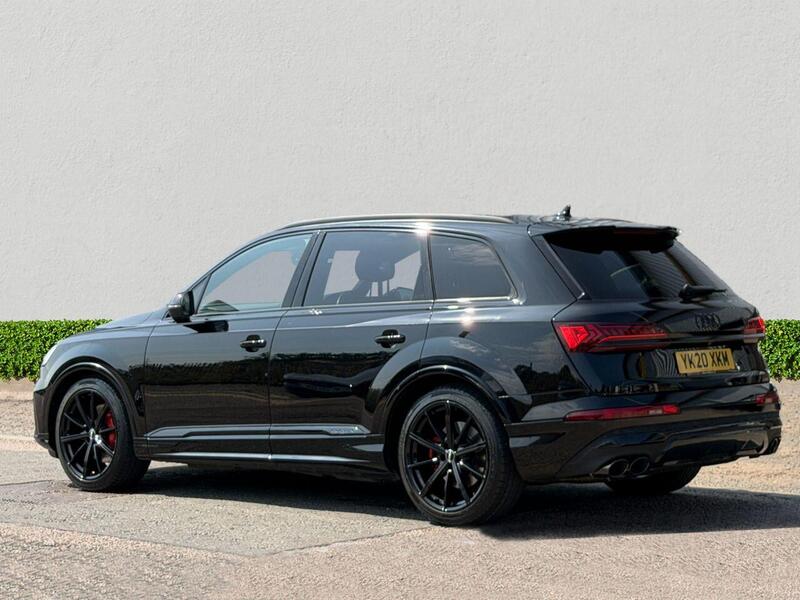 Audi Audi Q7 view 5