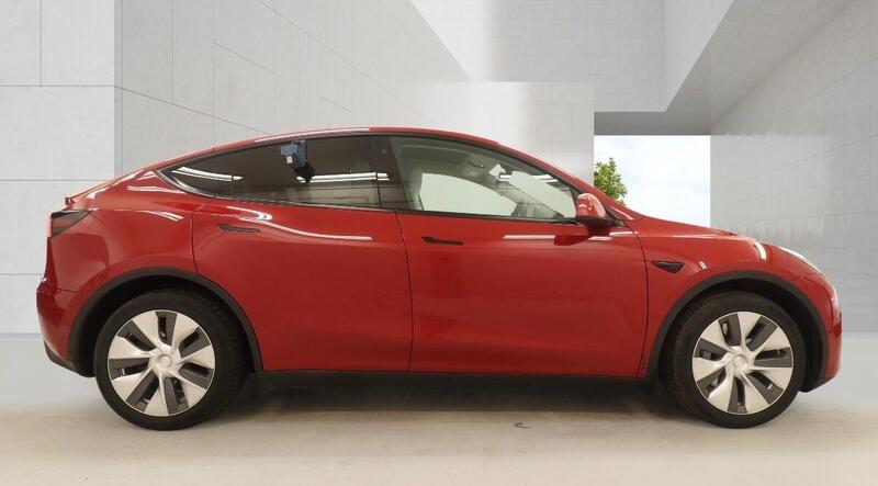 Tesla Model Y view 5