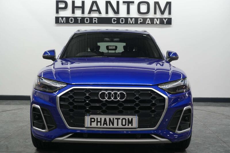 Audi Q5 view 2