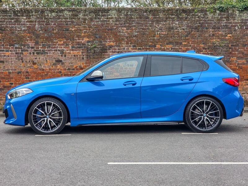 BMW 1 Series view 2