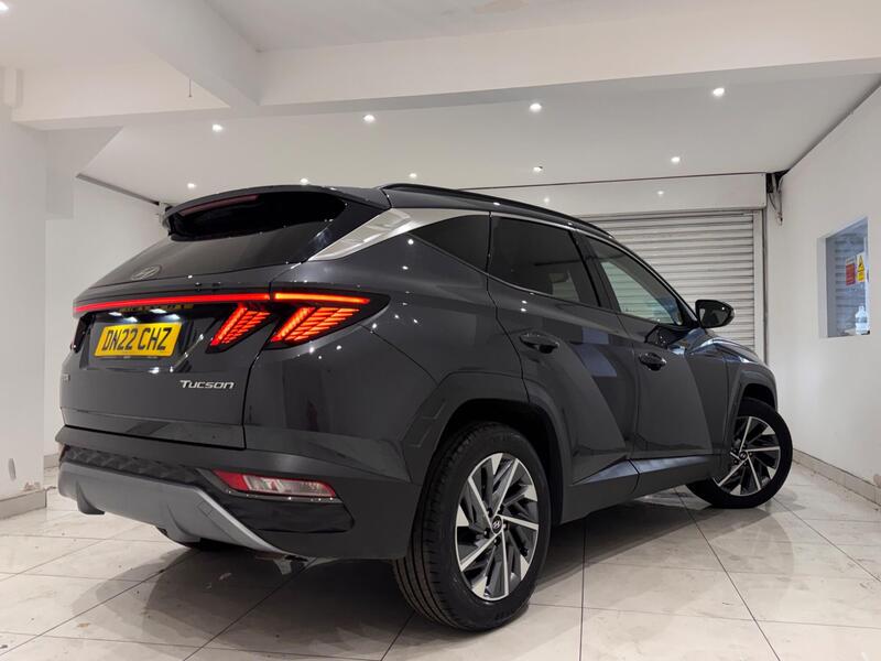 Hyundai Tucson view 2