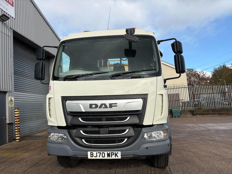 DAF LF230 18T GVW Hot Box Twin