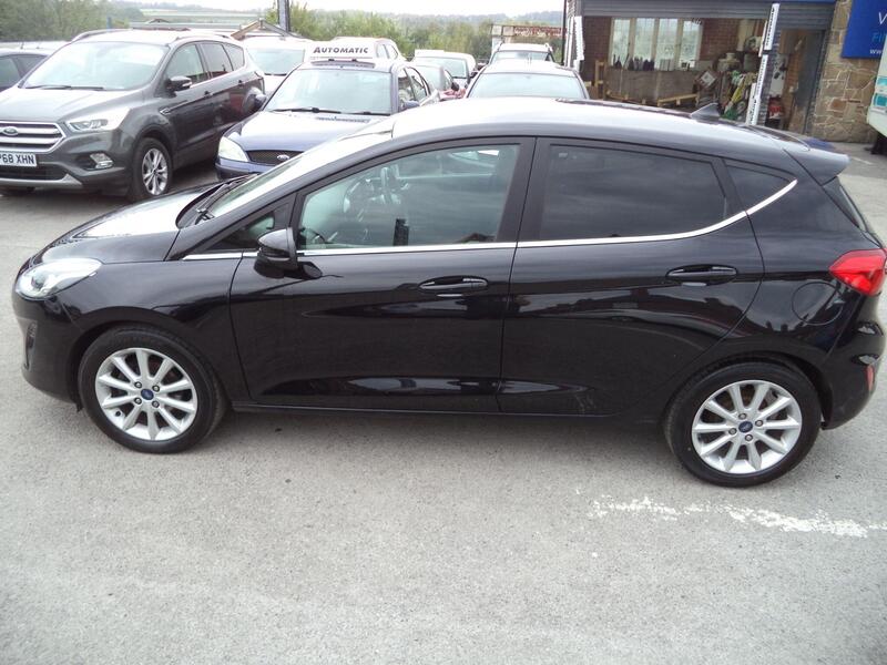 Ford Fiesta view 4