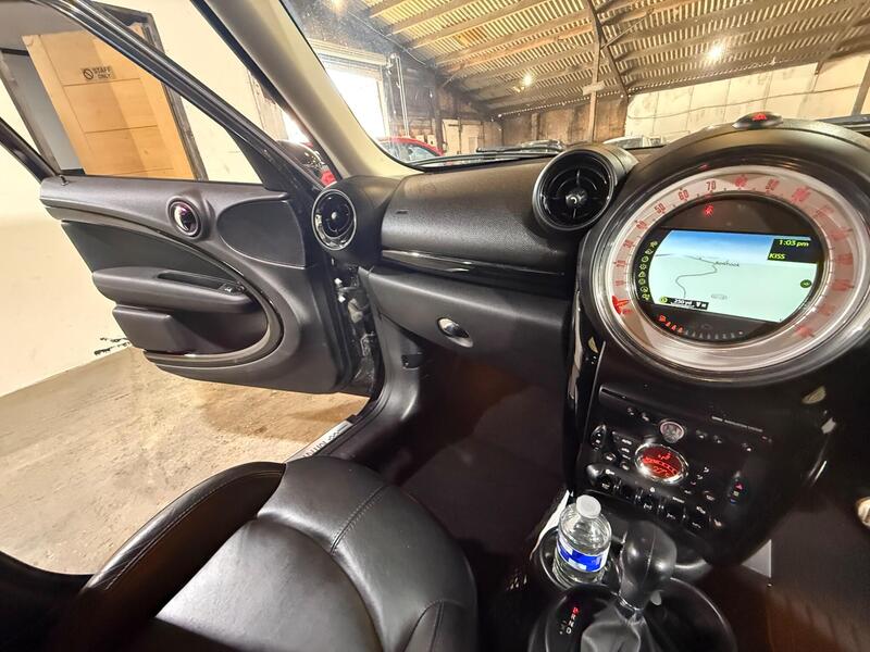 2013 MINI Countryman — photo 21