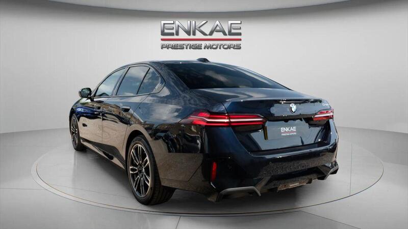 BMW 5 Series view 7