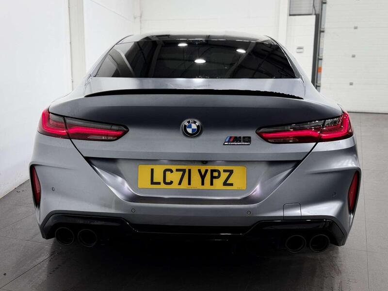 BMW M8 view 7