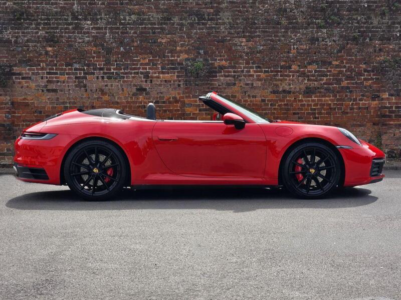 Porsche 911 view 3
