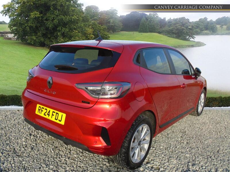 Renault Clio view 3