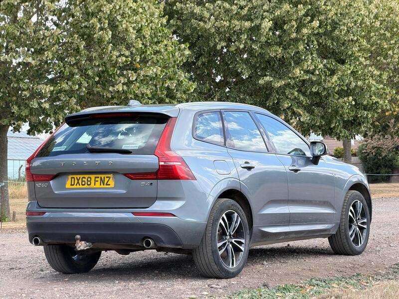 Volvo XC60 view 6
