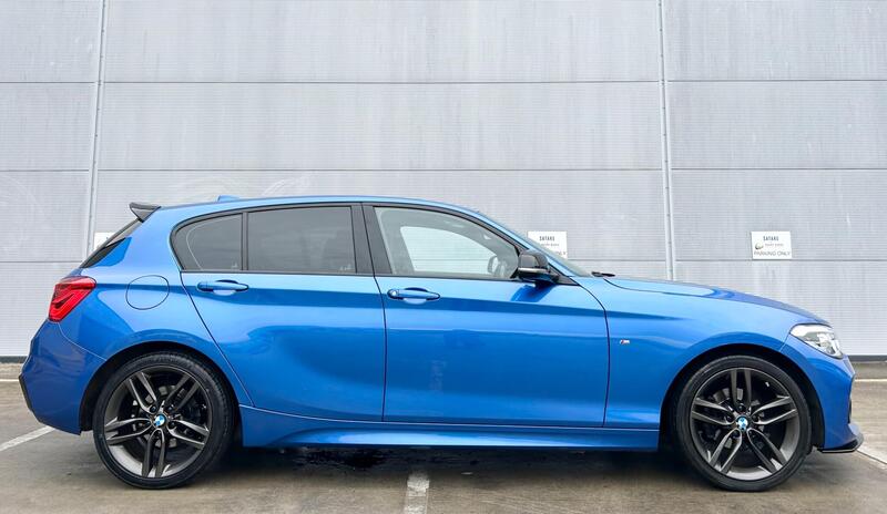BMW 1 Series view 6