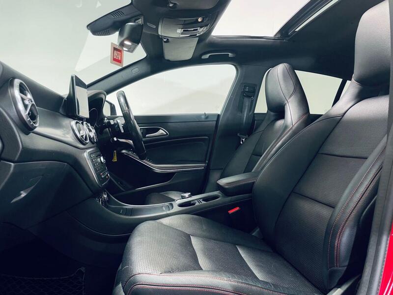 Mercedes-Benz Mercedes-Benz CLA view 6