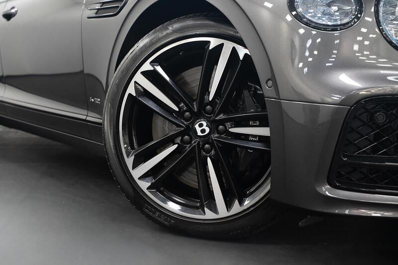 Bentley Flying Spur view 5