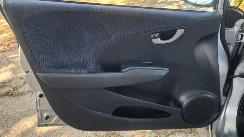 2010 Honda Jazz — photo 37