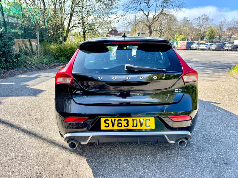 Volvo V40 view 6