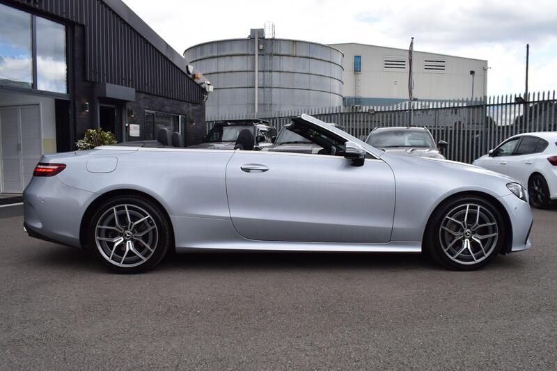 Mercedes-Benz E Class view 4