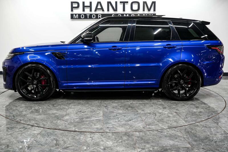 Land Rover Range Rover Sport view 3