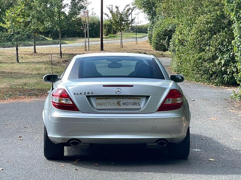 Mercedes-Benz SLK view 29