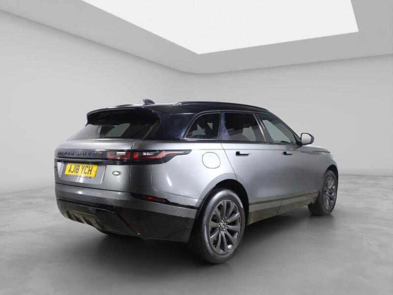 Land Rover Range Rover Velar view 4
