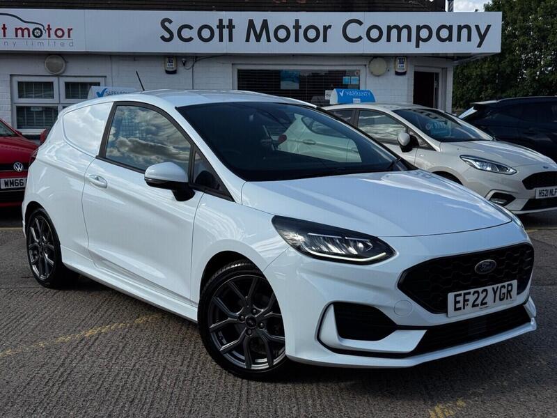 2022 Ford Fiesta in White for sale