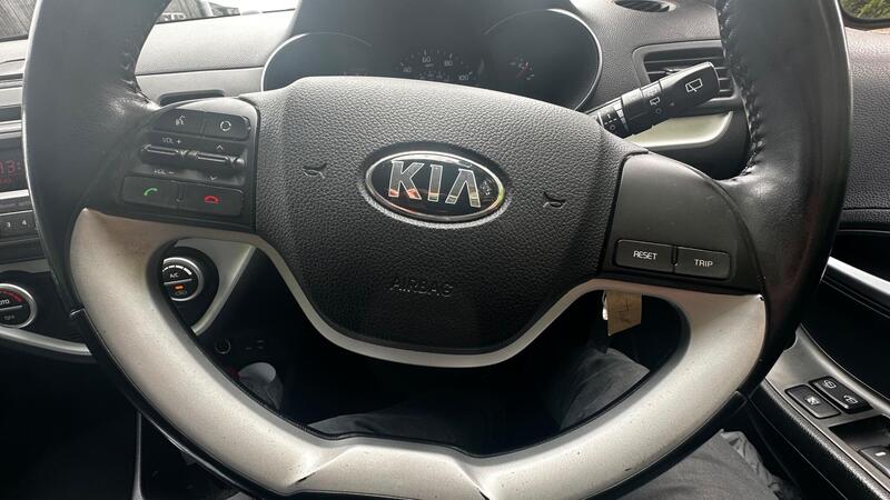 2015 Kia Picanto — photo 7