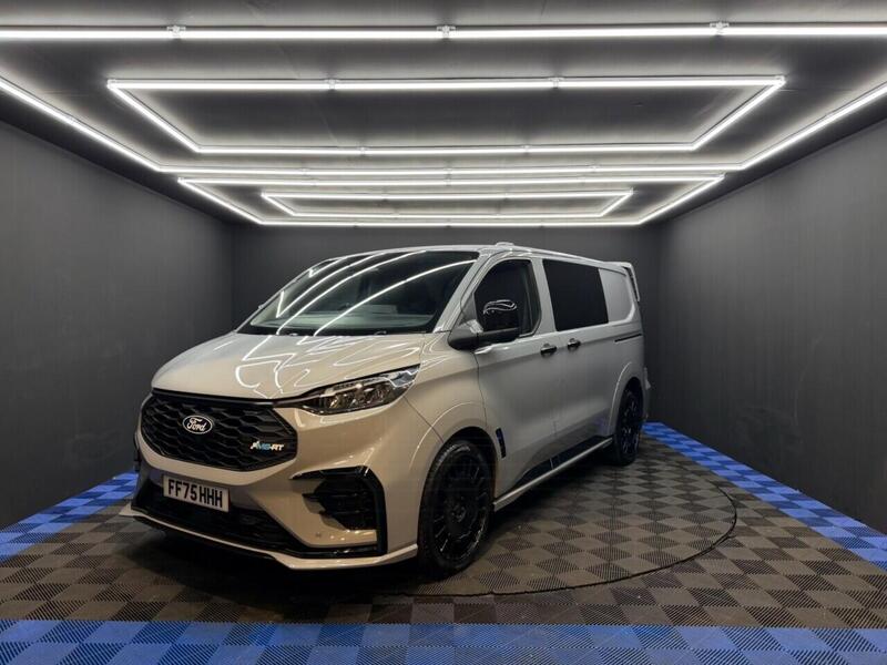 Ford Transit Custom view 6