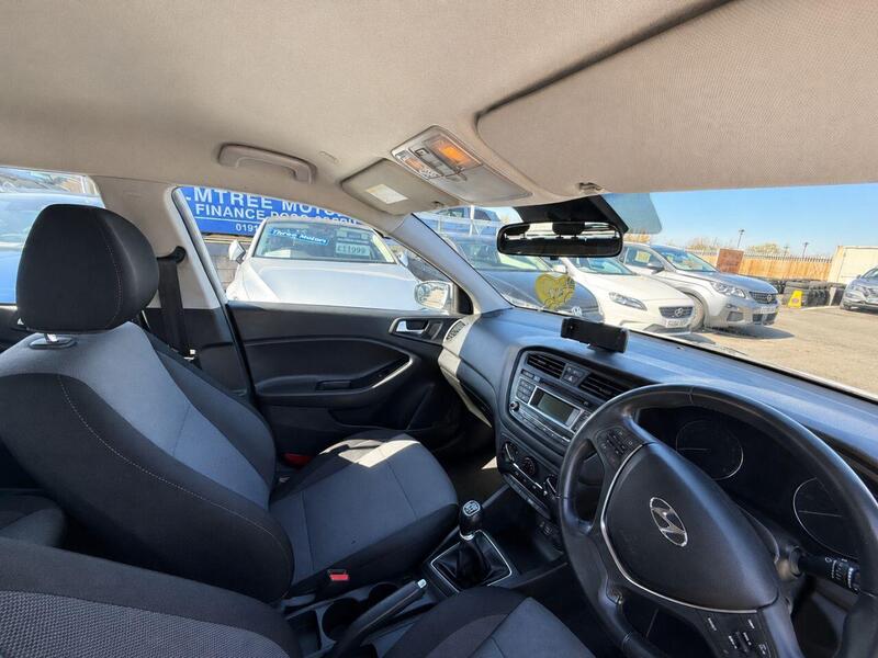 Hyundai I20 view 2