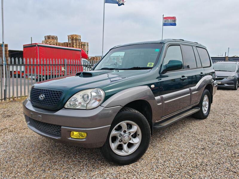 Hyundai Hyundai Terracan view 3