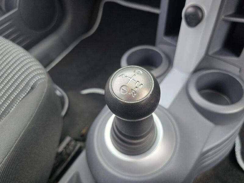 Mitsubishi Colt view 2