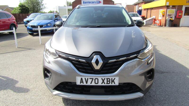 Renault Captur view 3