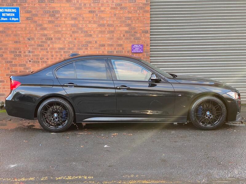 BMW 3 Series view 5