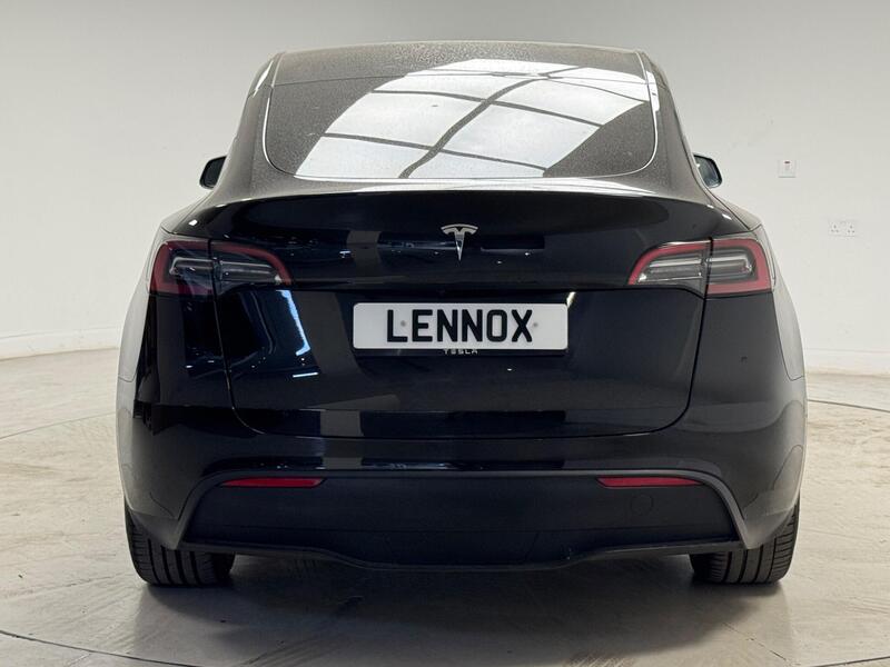 Tesla Model Y view 5