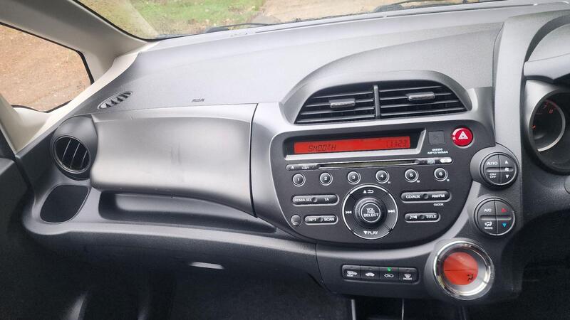 2012 Honda Jazz — photo 28