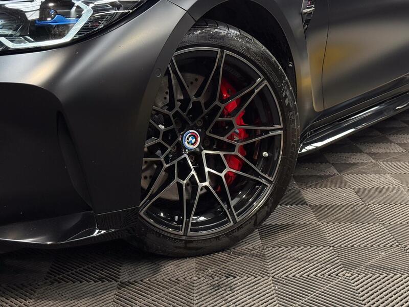 BMW M3 view 2
