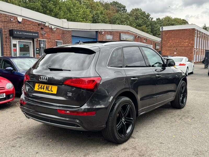 Audi Audi Q5 view 3