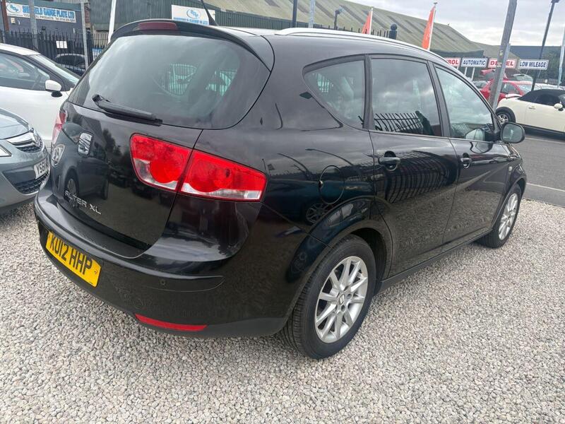 Seat Altea XL view 4