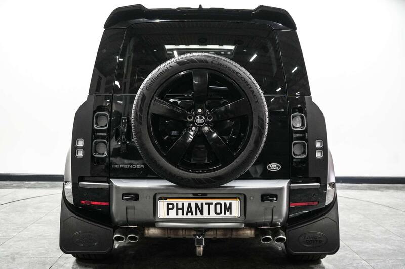 Land Rover Defender view 4