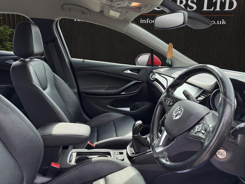 Vauxhall Astra view 2
