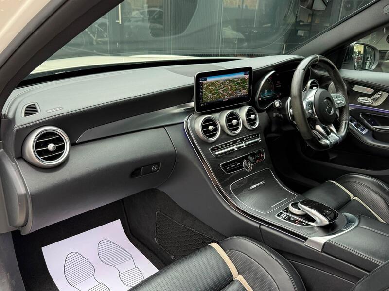 Mercedes-Benz C-Class view 6