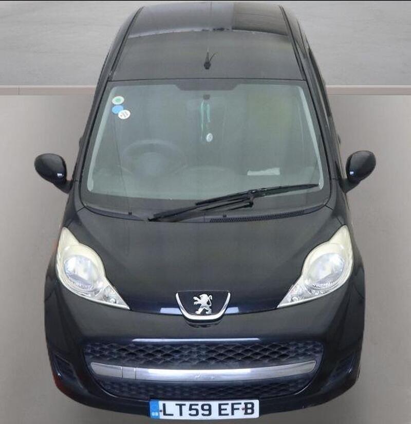 Peugeot 107 view 5