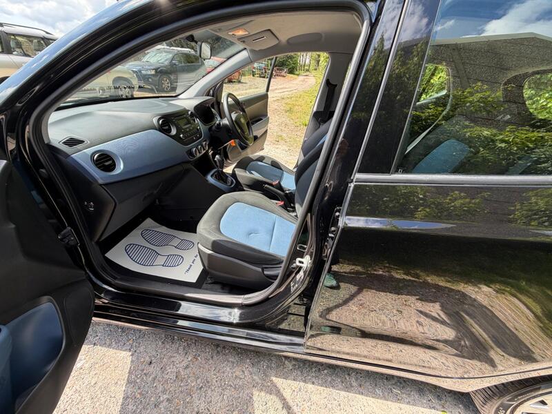 2014 Hyundai i10 — photo 22