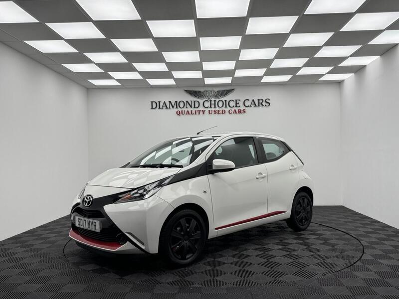 Toyota Aygo view 3